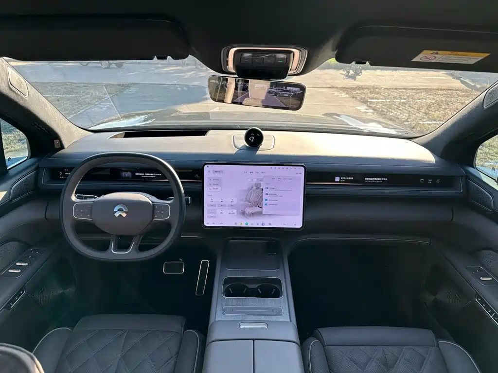 NIO ES8 — миниатюра 11