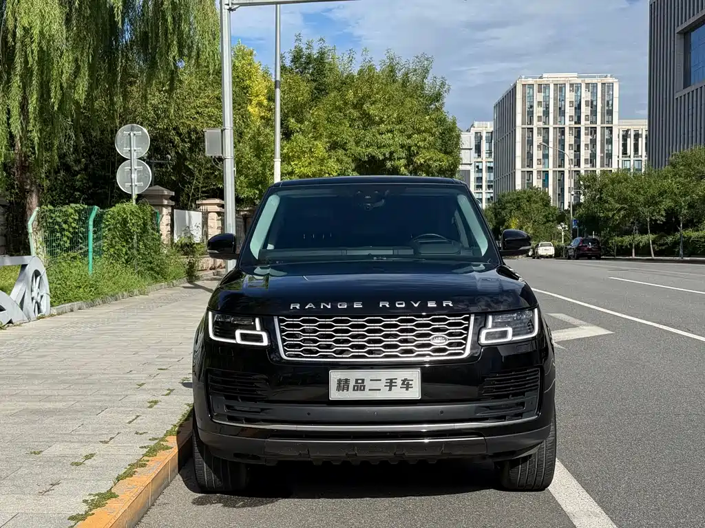 Land Rover Range Rover — миниатюра 2