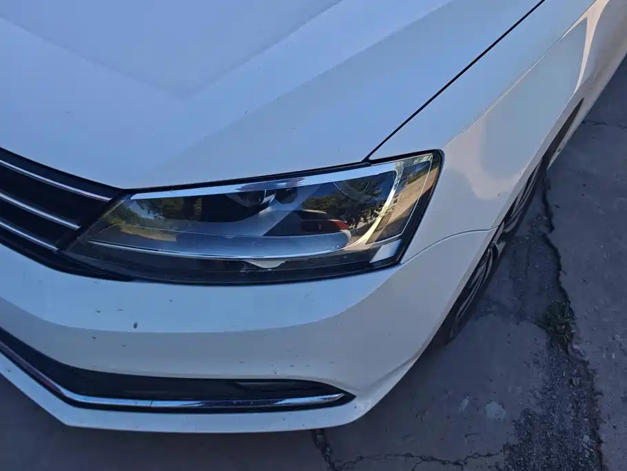 Volkswagen Sagitar — миниатюра 5