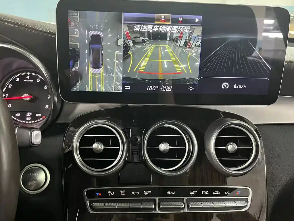 Mercedes-Benz GLC — миниатюра 5