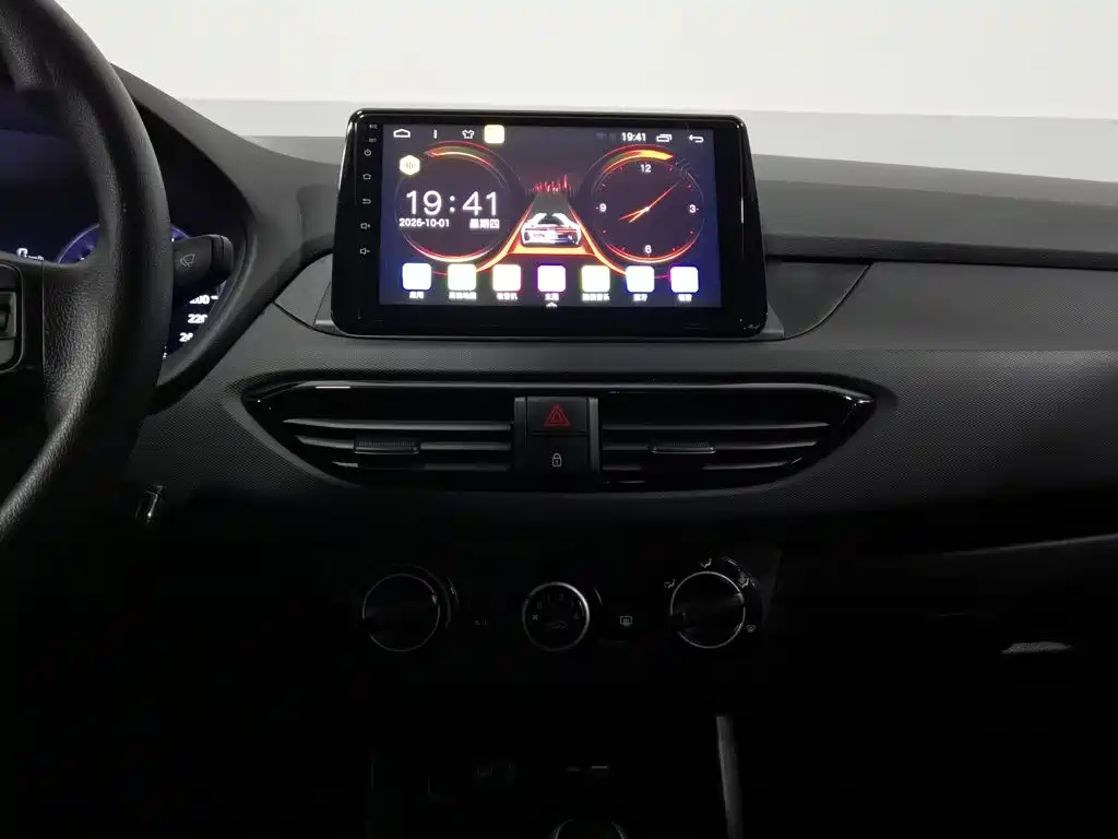 Hyundai Elantra — миниатюра 12