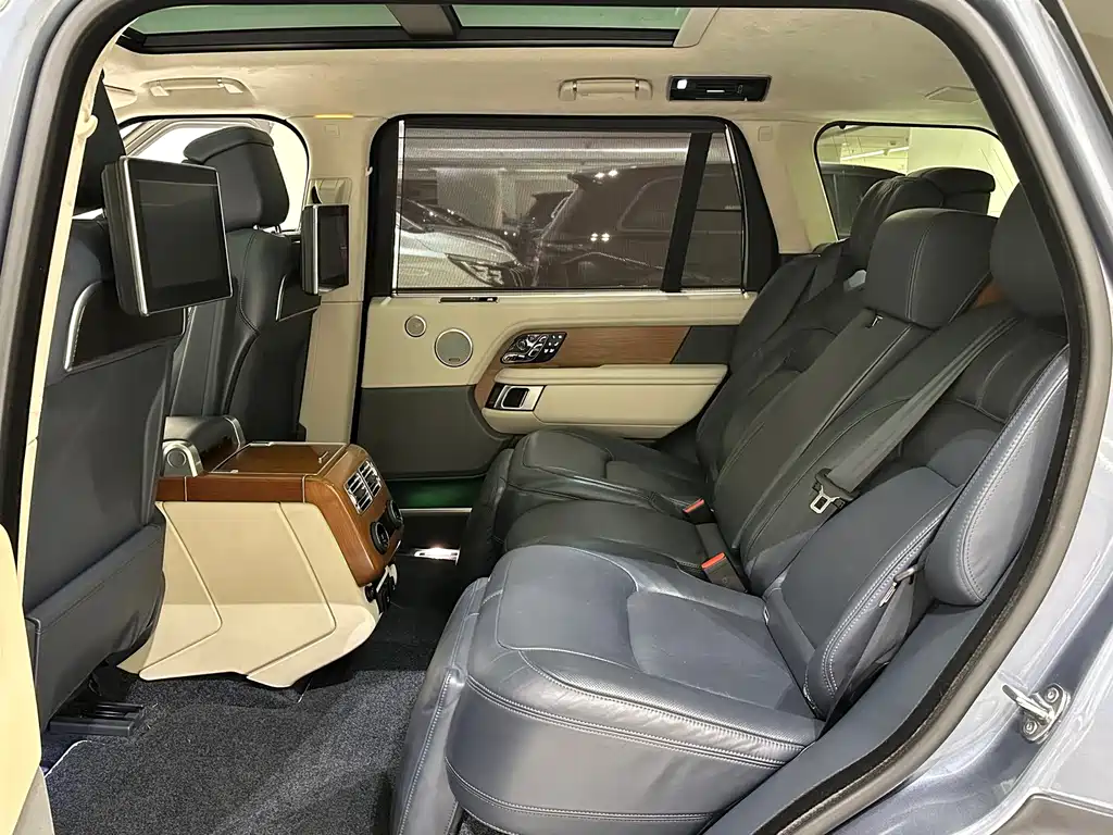 Land Rover Range Rover — миниатюра 15