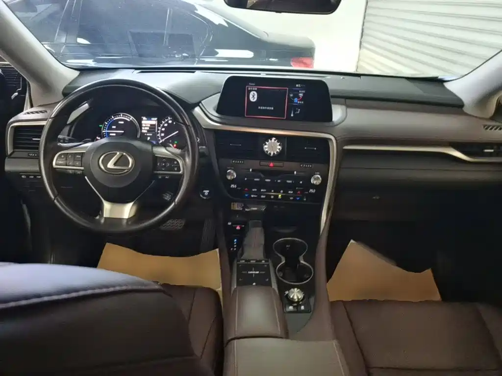 Lexus RX — миниатюра 10