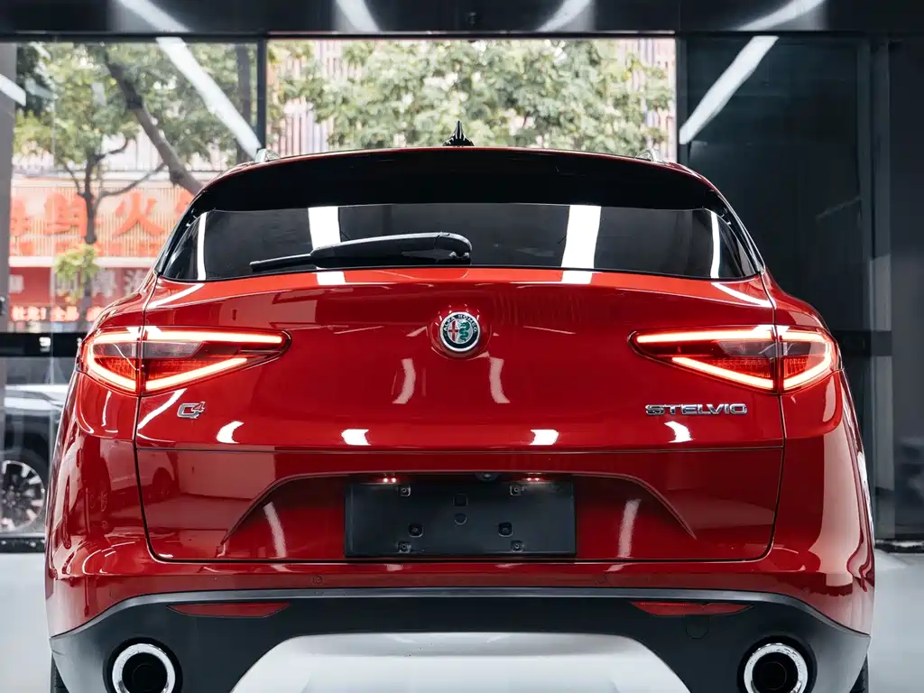 Alfa Romeo Stelvio — миниатюра 4