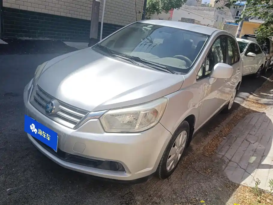 Купить Venucia D50