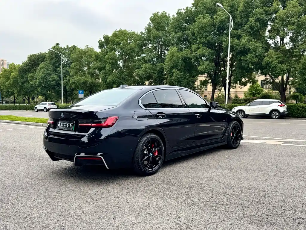BMW i3 — миниатюра 18
