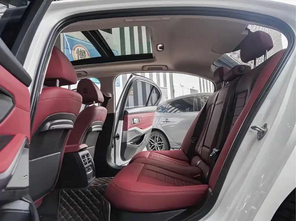 BMW 3 Series — миниатюра 11