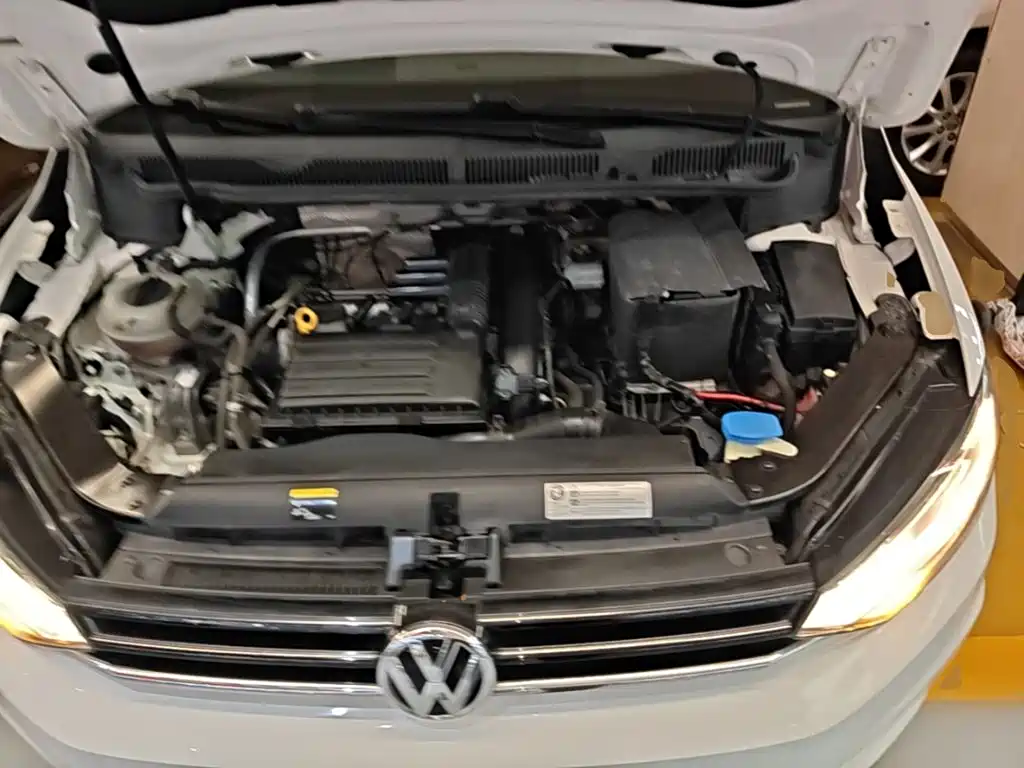 Volkswagen Touran — миниатюра 16
