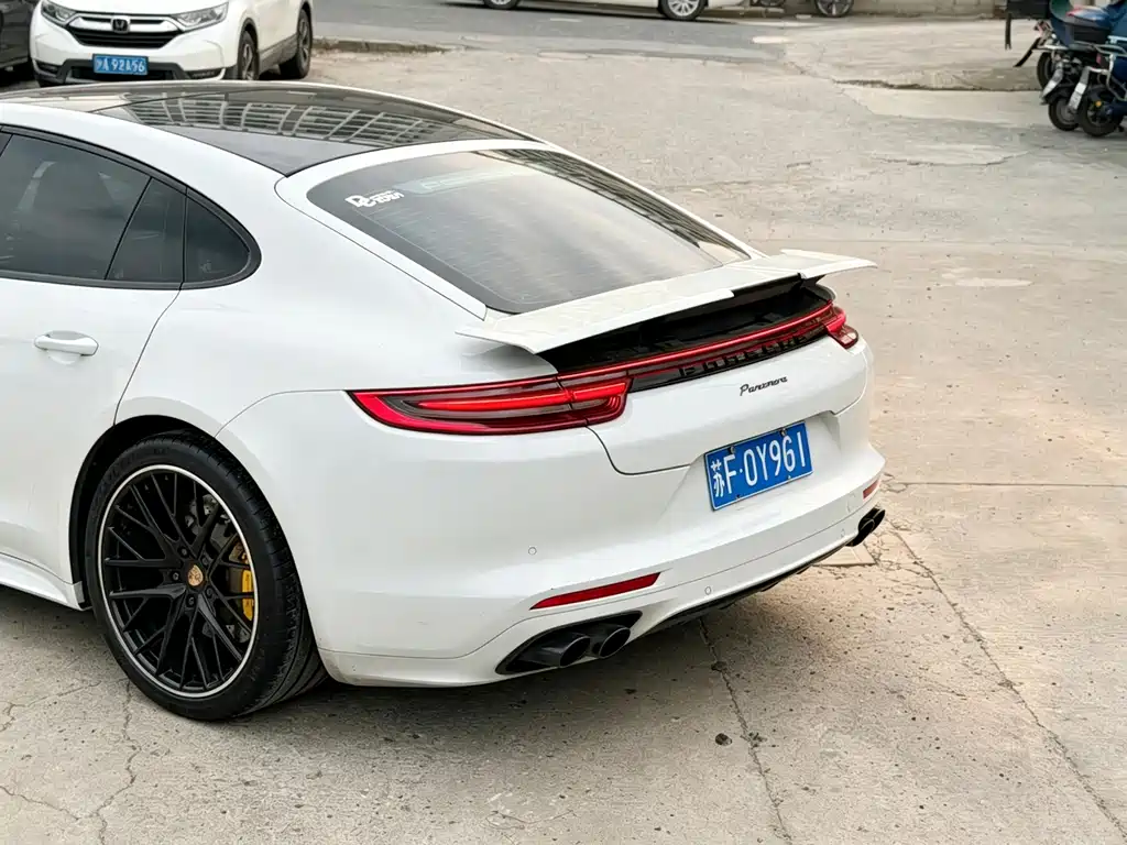 Porsche Panamera — миниатюра 4