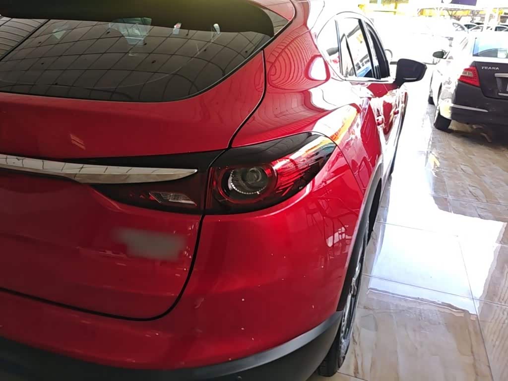 Mazda CX-4 2.0 л 2022 г. красный/фиолетовый, пробег 46700 км