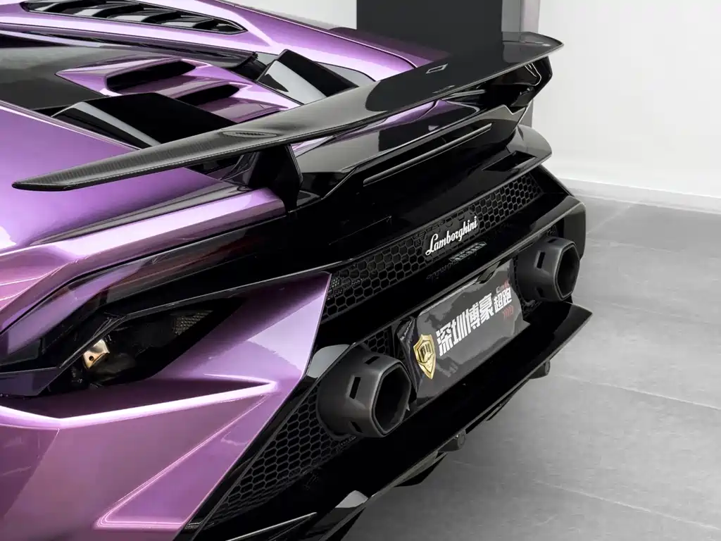 LAMBORGHINI HURACÁN