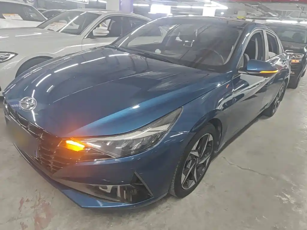 伊兰特 2021款 1.5L CVT LUX尊贵版 2021