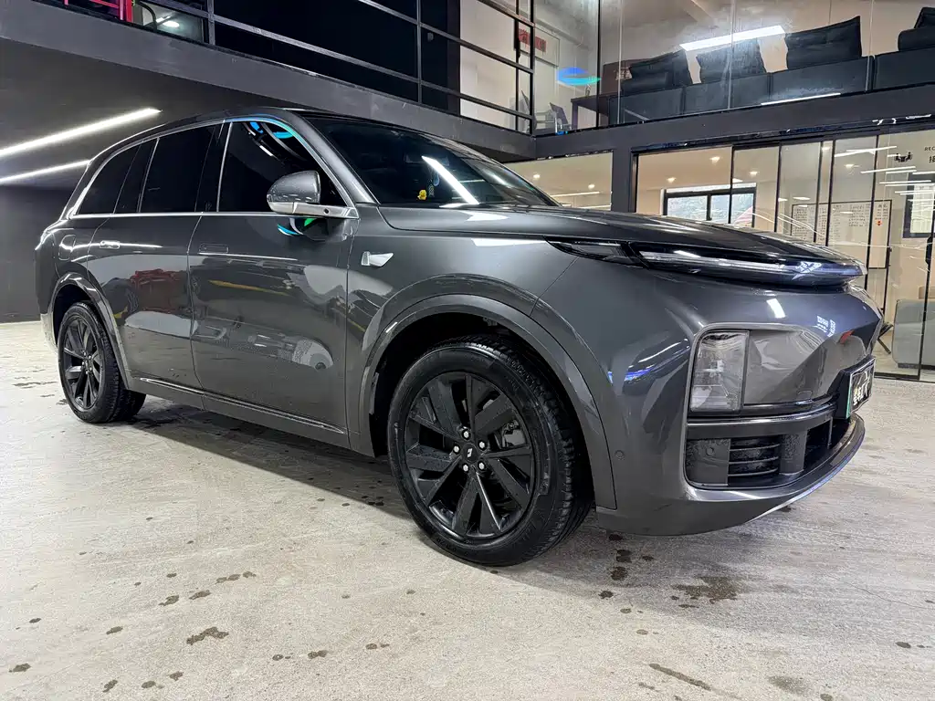Li Auto IDEAL L8