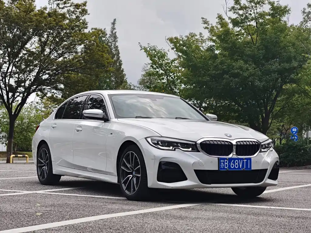BMW 3 Series — миниатюра 4
