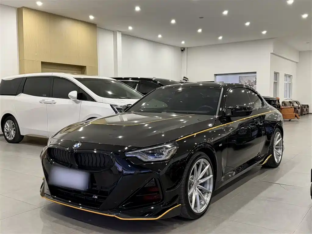 BMW M240i 2025