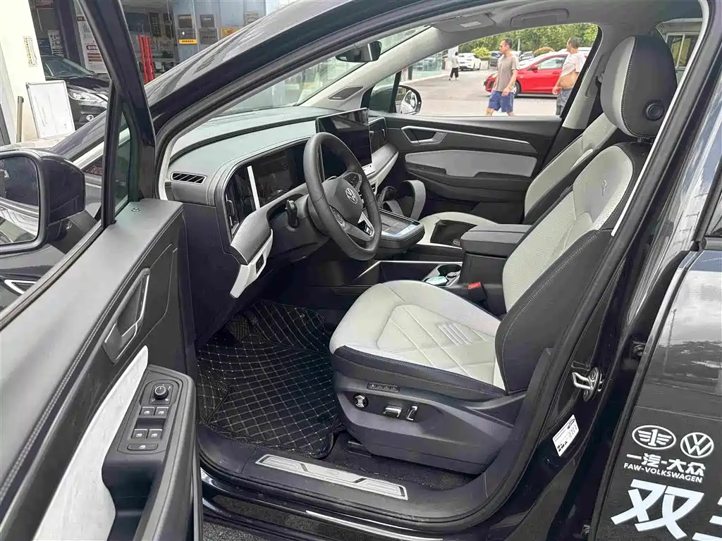 Volkswagen Talagon — миниатюра 5