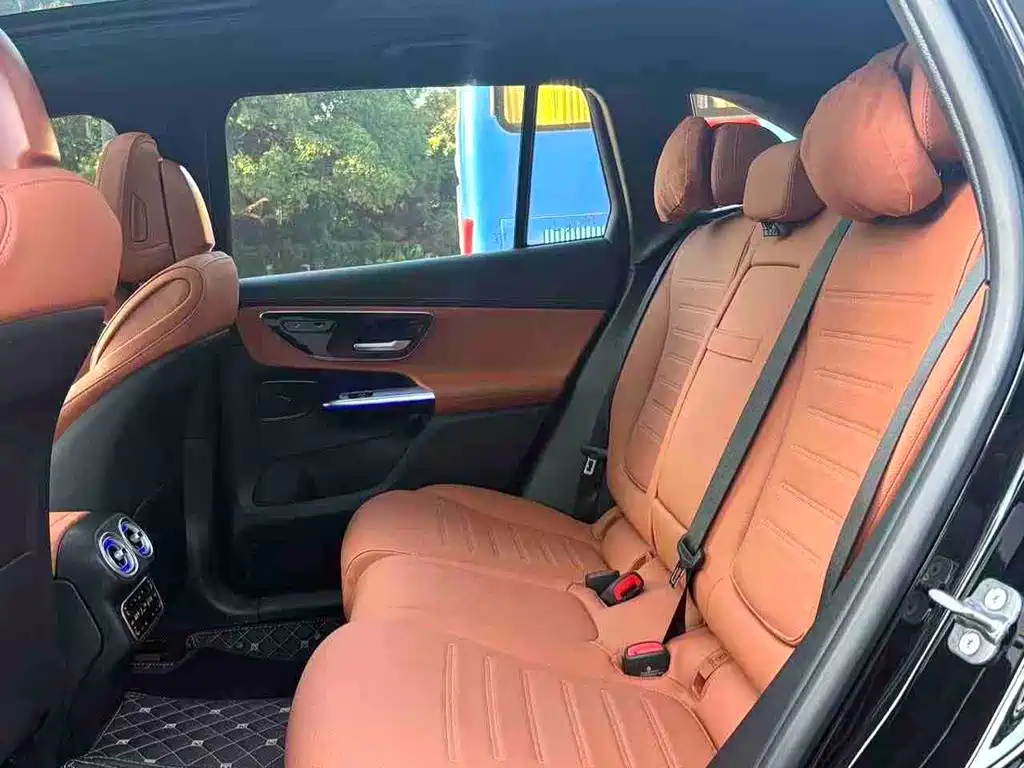 Mercedes-Benz GLC — миниатюра 7