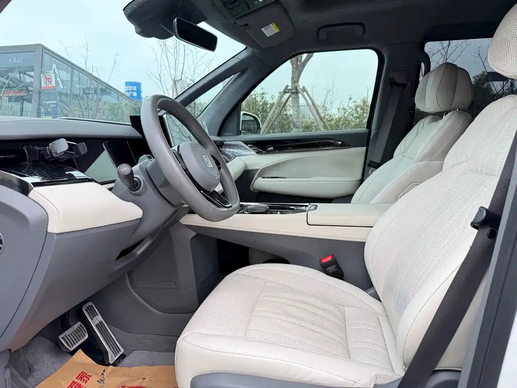 ZEEKR EXTREME KRYPTON 009