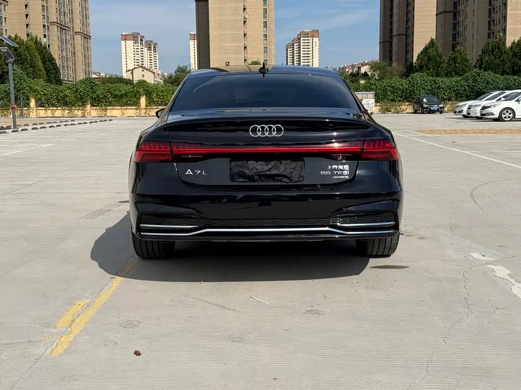 Audi A7L — миниатюра 8