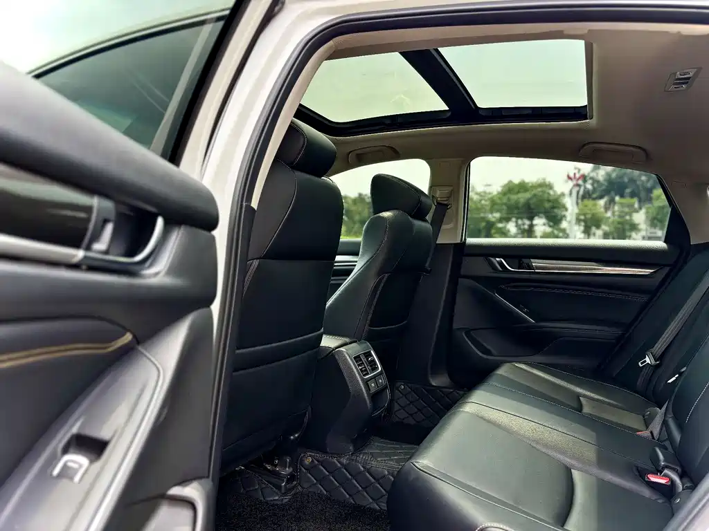 Honda Accord 2022 260TURBO Luxury