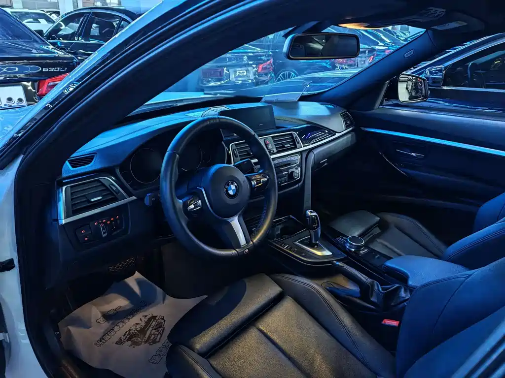 BMW 3 Series GT 3 GT 2019 320i M Sport