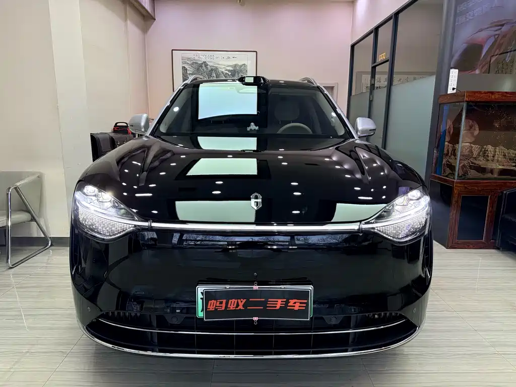 AITO ASK THE WORLD M9