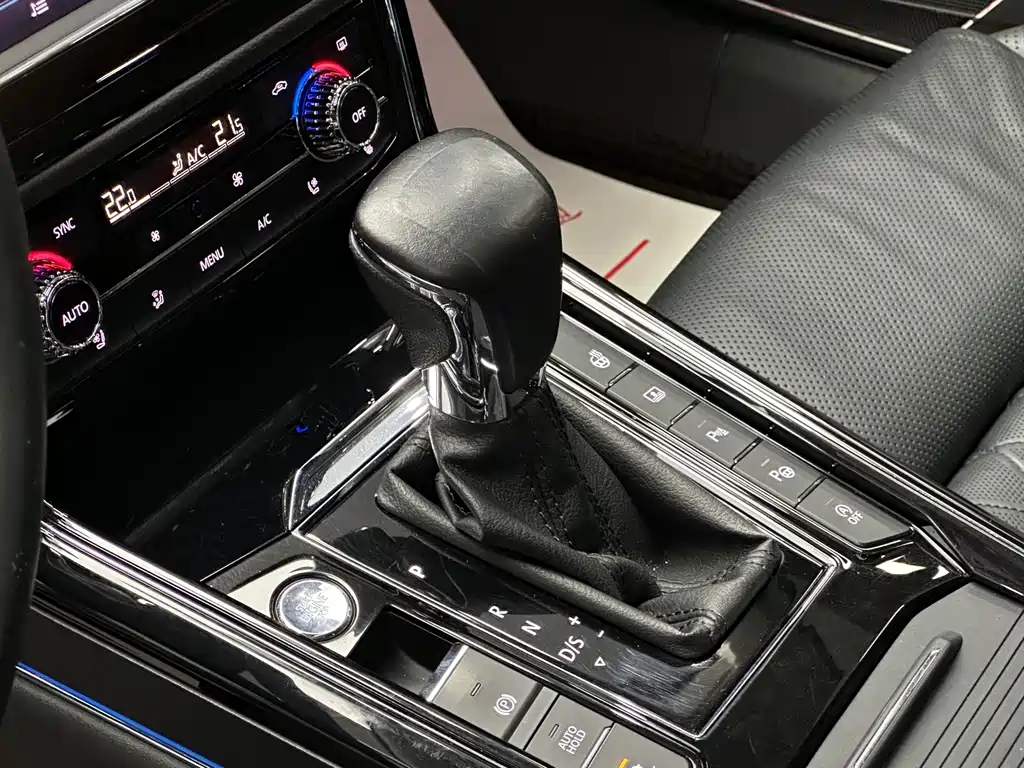 Volkswagen Phideon — миниатюра 12