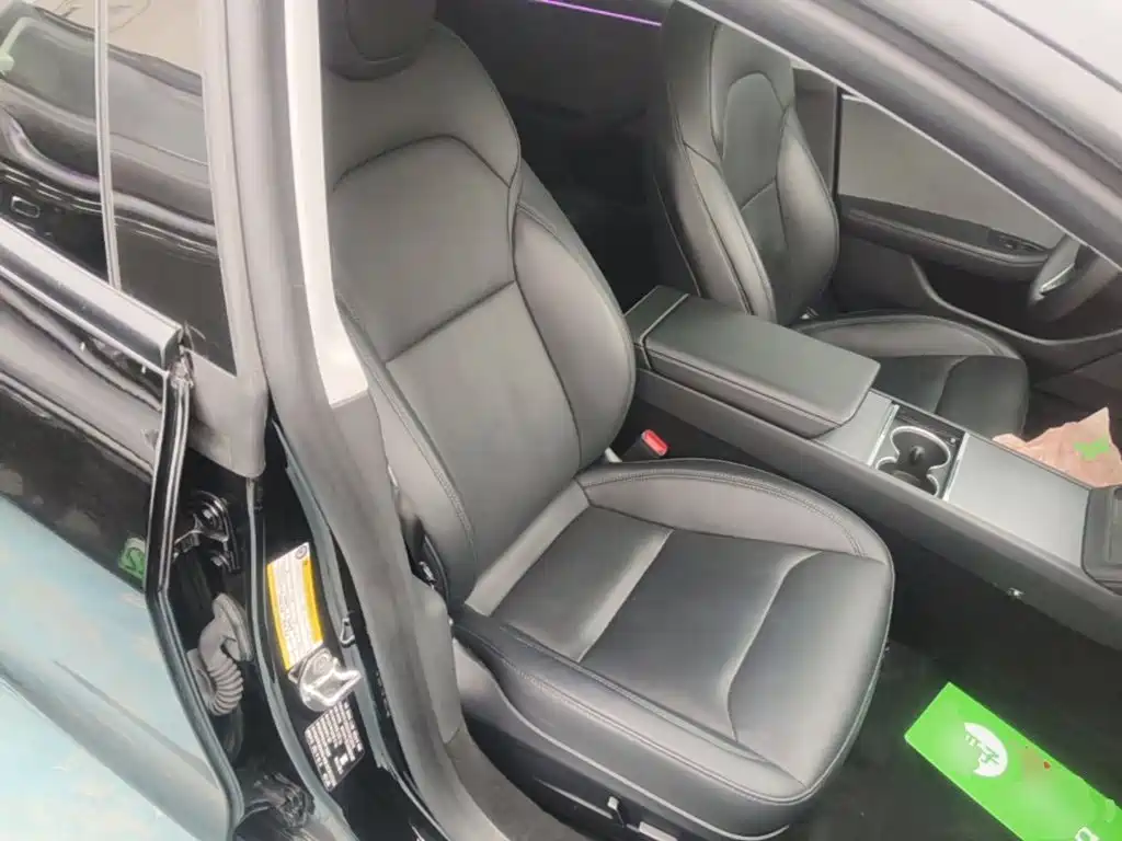 Tesla Model 3 — миниатюра 25