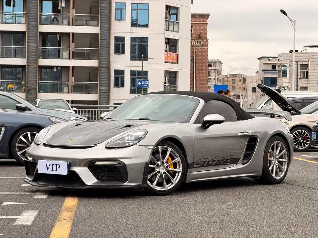 Купить Porsche 718
