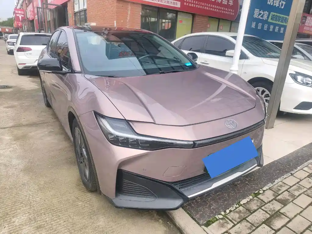 Toyota bZ3 2023