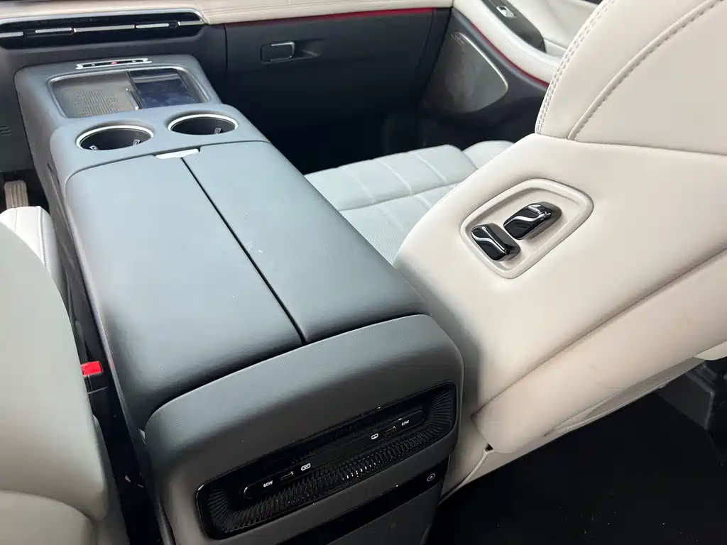 LANTU AUTOMOBILE LANTU DREAMER