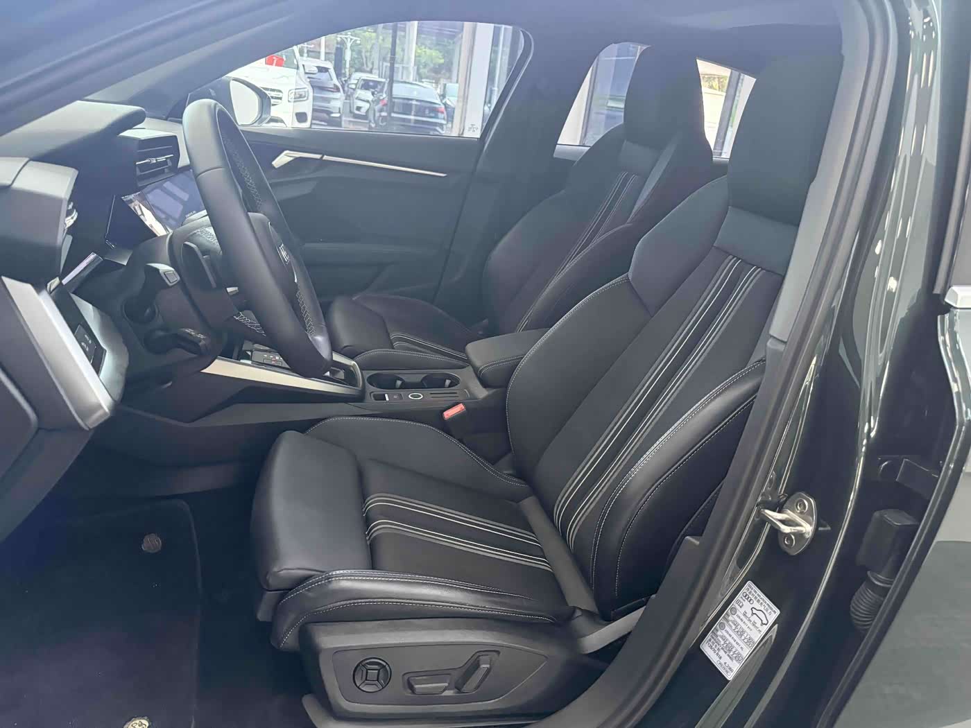 Audi A3 1.4 л 2023 г. Зелёный, пробег 11000 км