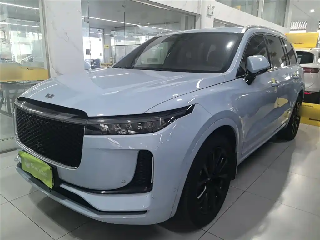 Li Auto ONE 2020 6 мест