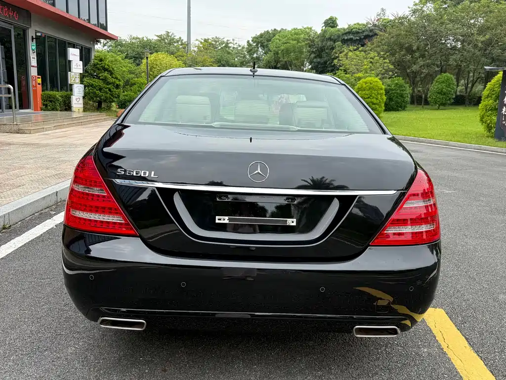 Mercedes-Benz S-Class — миниатюра 14