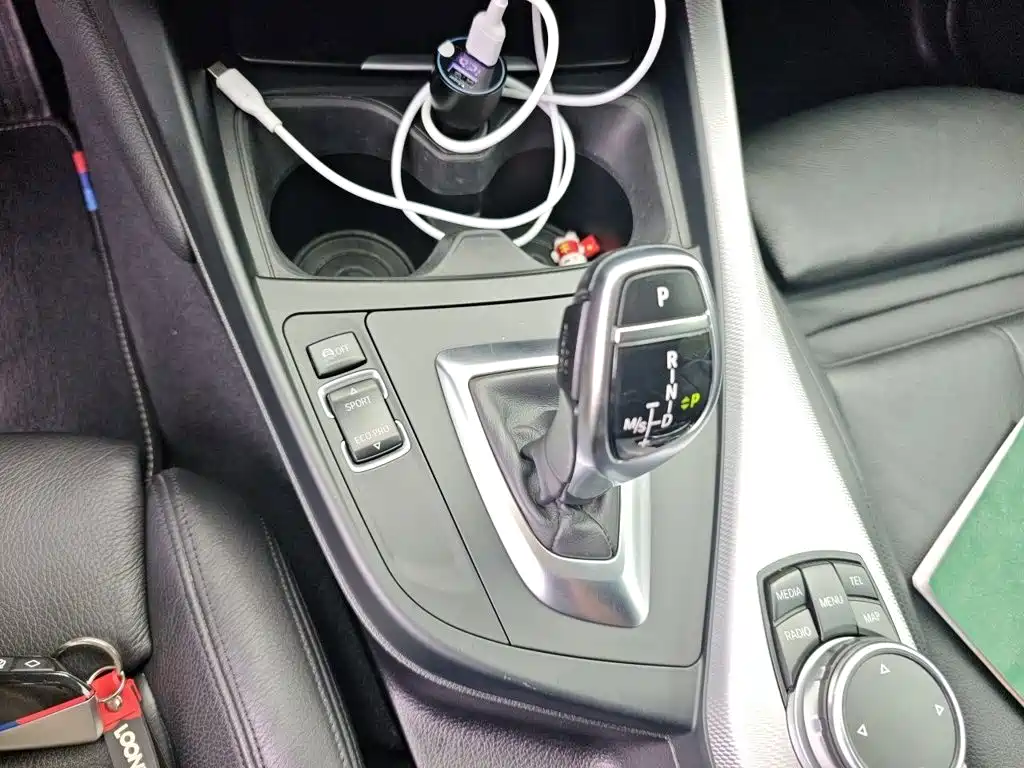 BMW 2 Series (Import) — миниатюра 7