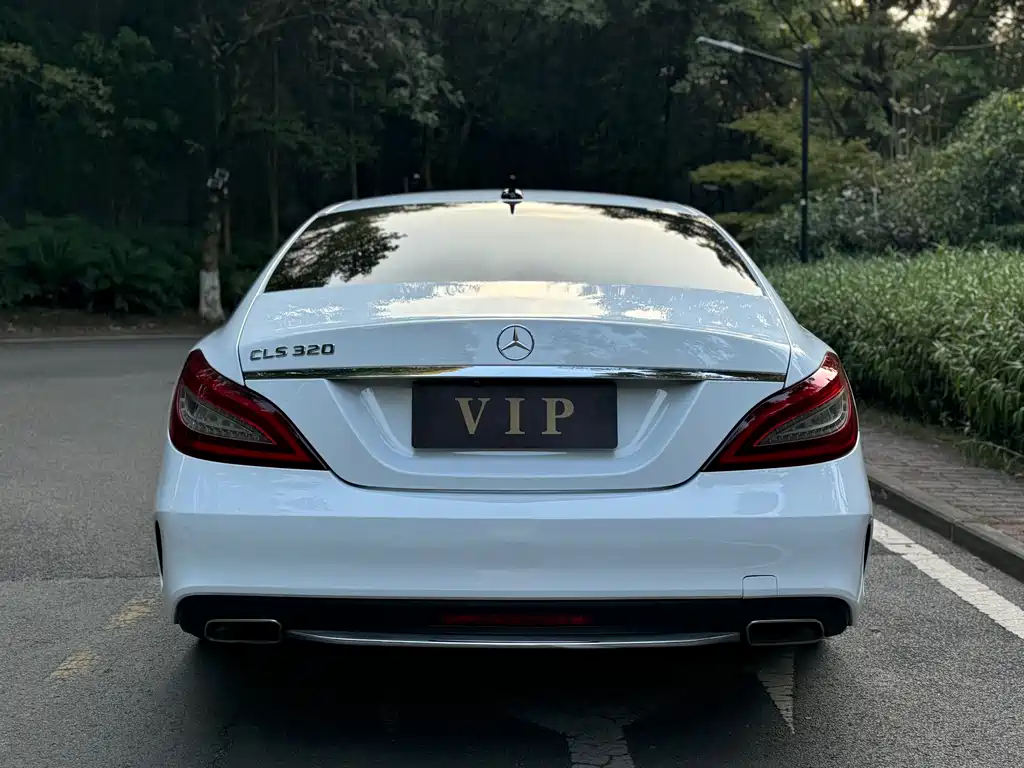 MERCEDES-BENZ CLS