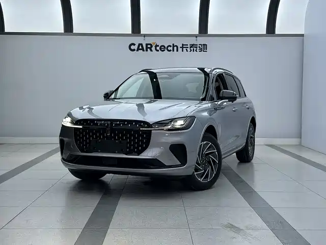 LINCOLN ADVENTURER 2024