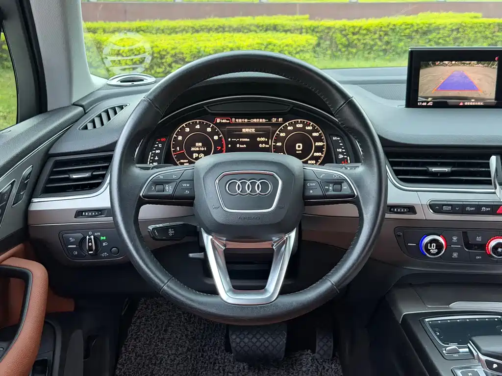 Audi Q7 — миниатюра 10