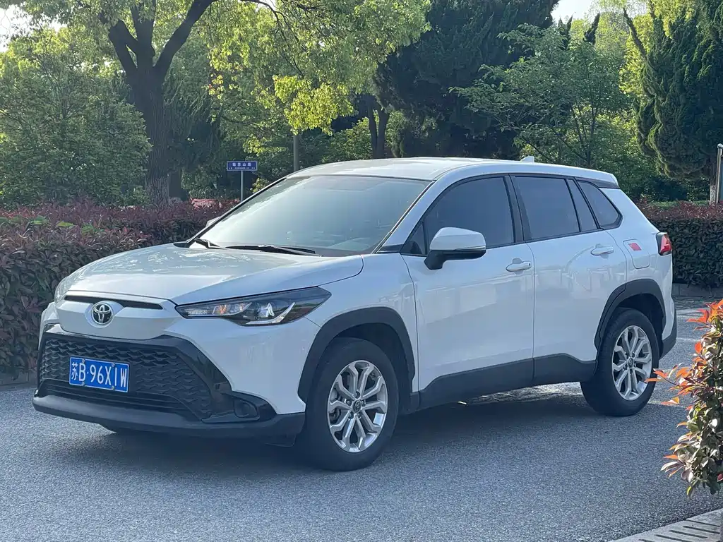 Toyota Frontlander 2024
