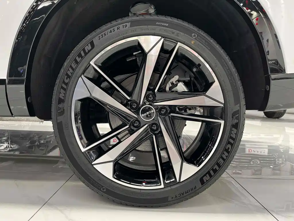 Roewe RX5 Max 2022 1.5T AT Luxury