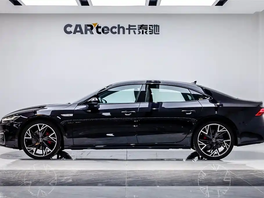 Audi A7L 2024 45 TFSI quattro