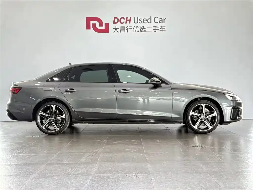 Audi A4L 2024 40 TFSI Luxury