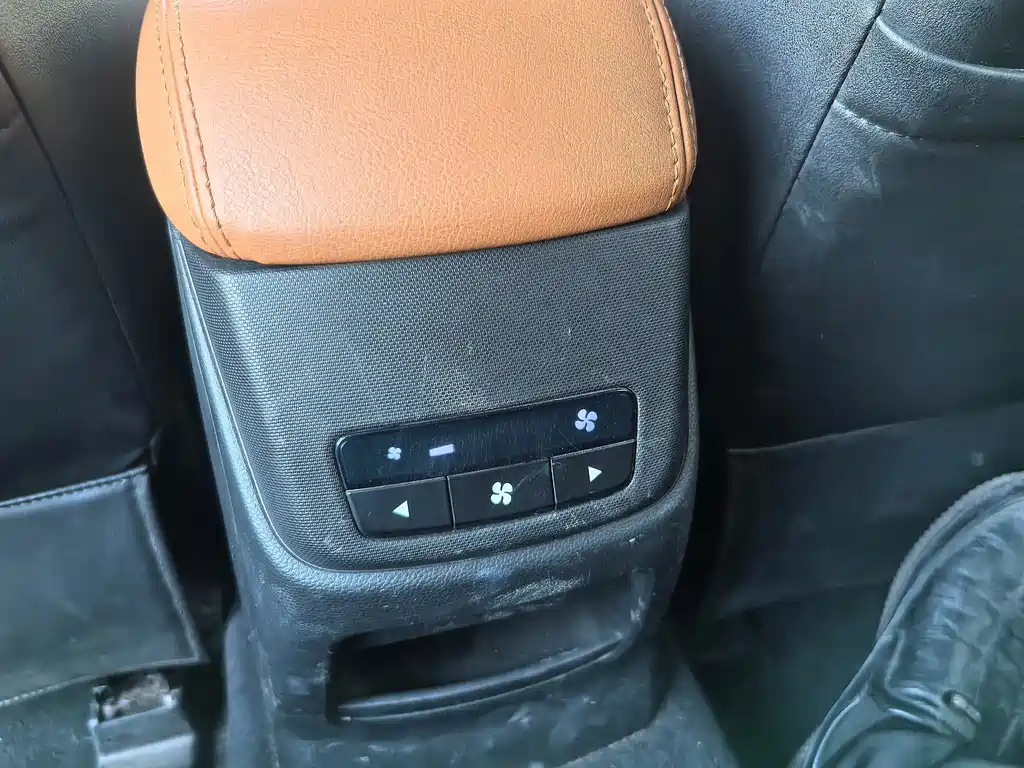 Wuling Hongguang S3 — миниатюра 14