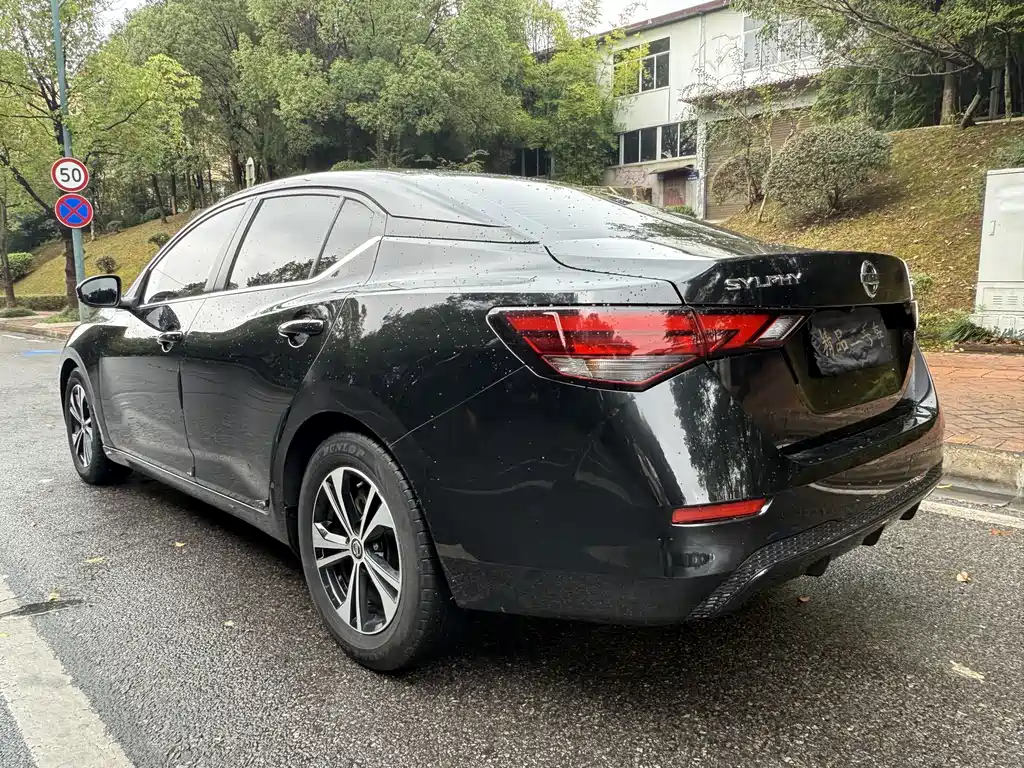 Nissan Sylphy — миниатюра 5