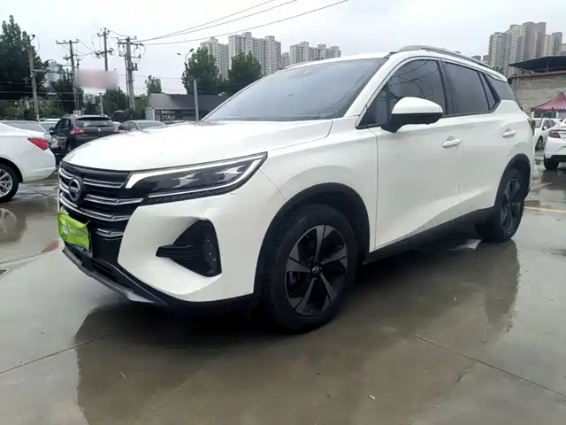 GAC Trumpchi GS4