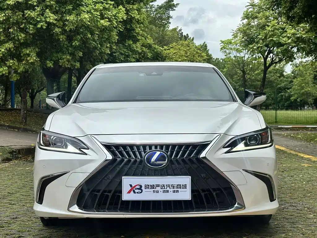 Lexus ES — миниатюра 2