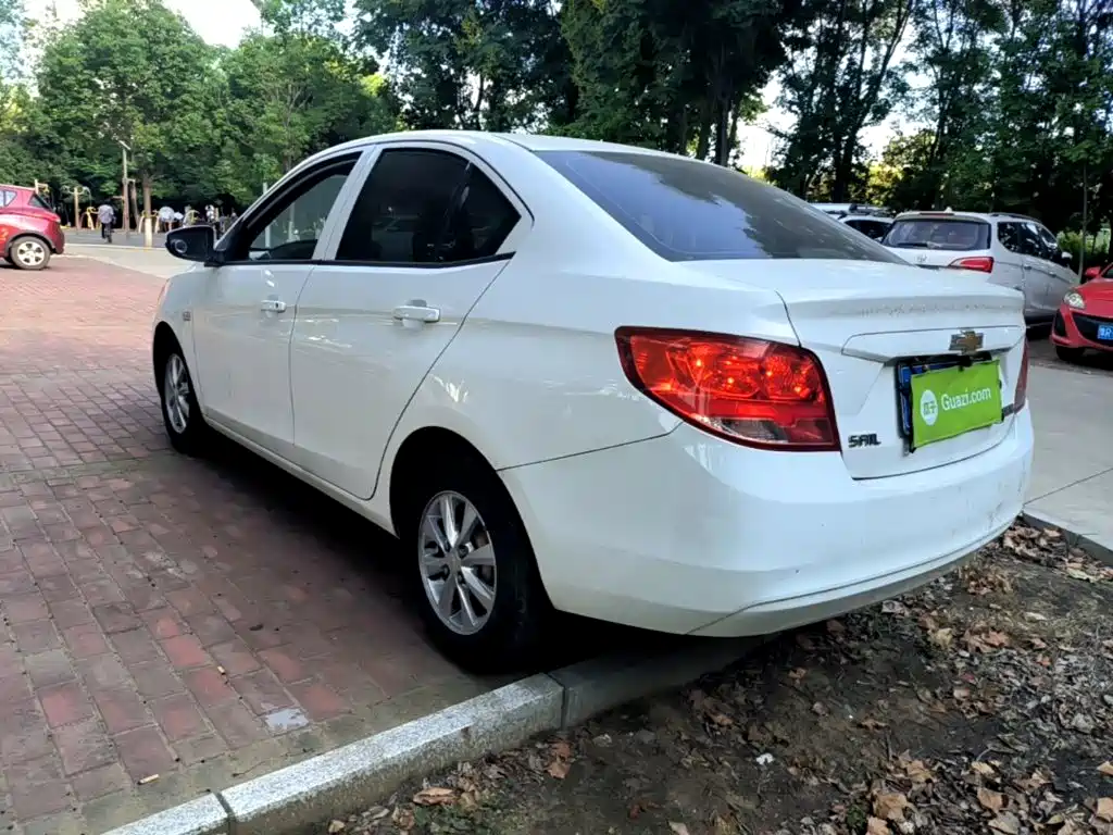 Chevrolet Sail — миниатюра 5