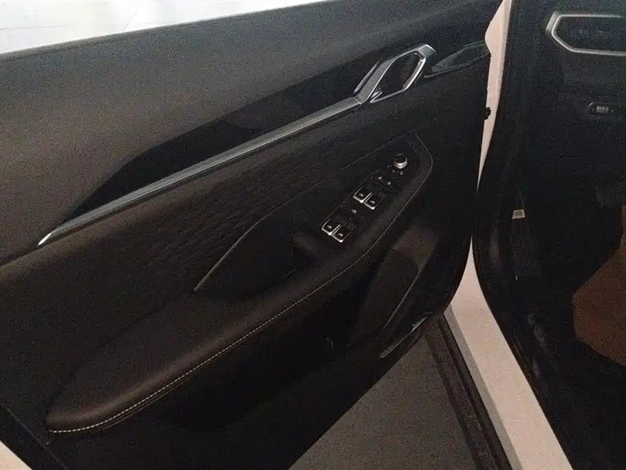 GEELY AUTOMOBILE BINYUE