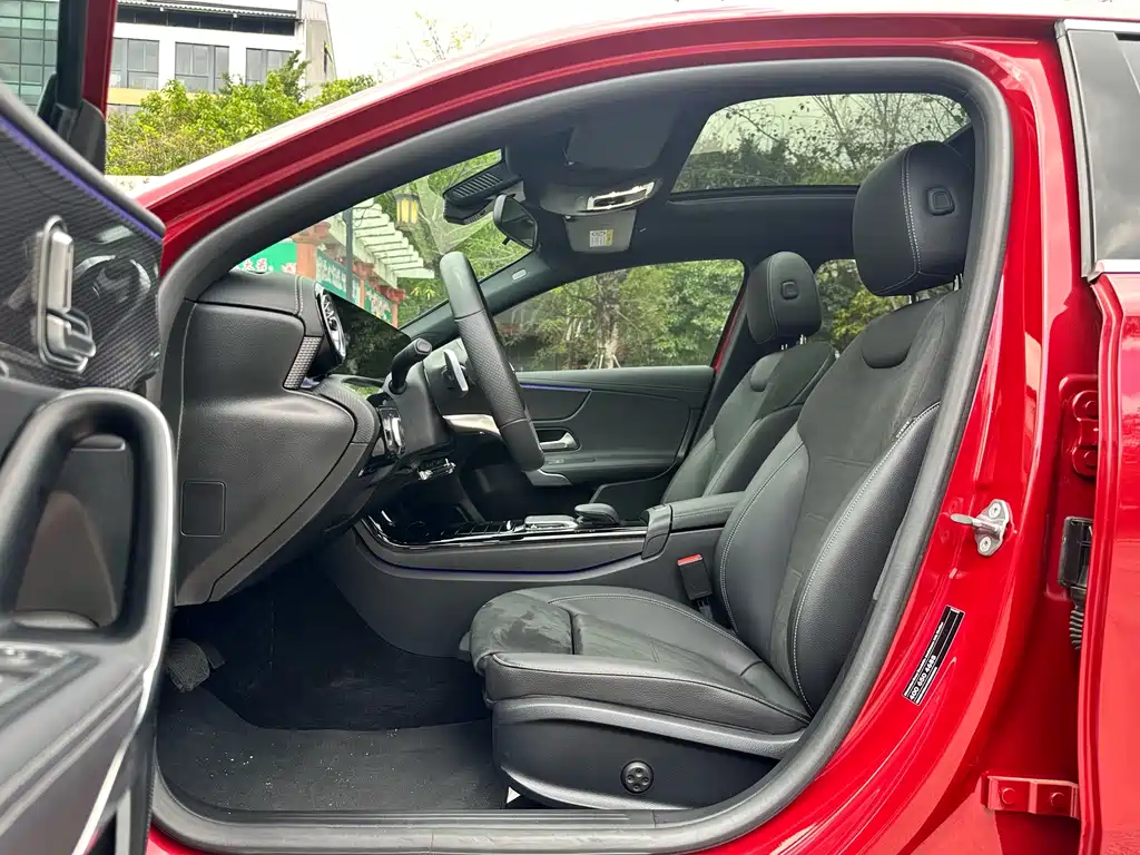 MERCEDES-BENZ A CLASS