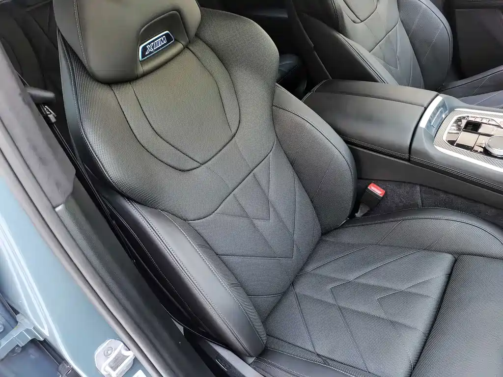 BMW XM — миниатюра 14
